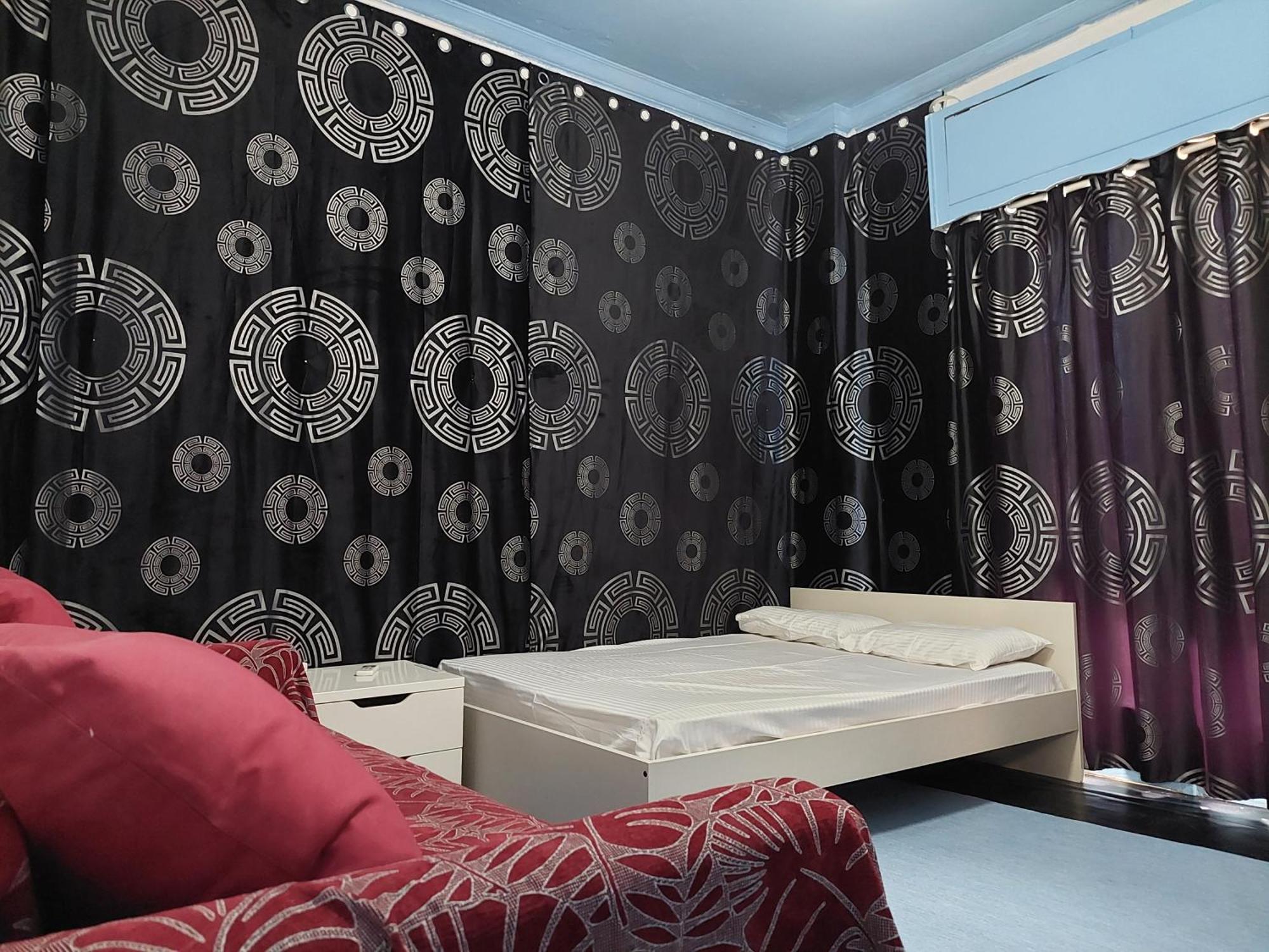 Thissio Room In The Apartmen Share Atenas Exterior foto